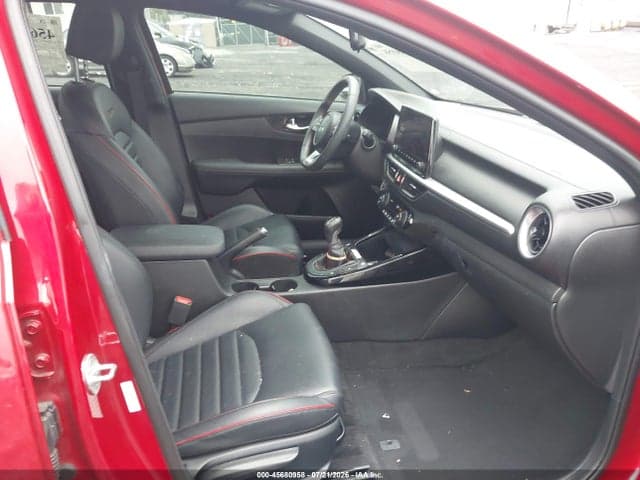 2023 KIA FORTE GT MANUAL 5