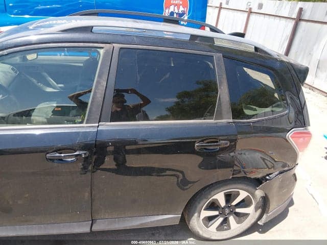 2017 SUBARU FORESTER 2.5I PREMIUM 6