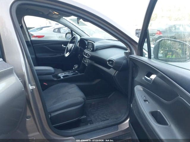 2019 HYUNDAI SANTA FE SE 5
