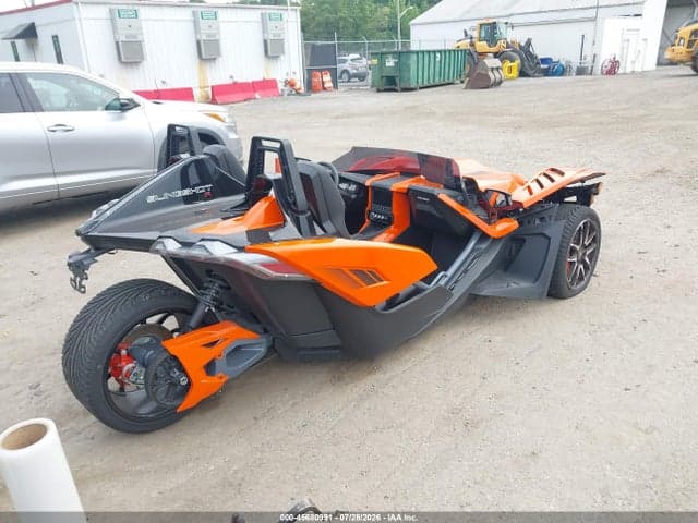 2023 POLARIS SLINGSHOT 4