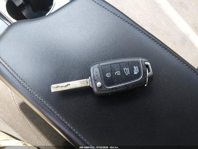 2021 HYUNDAI SONATA SE 11