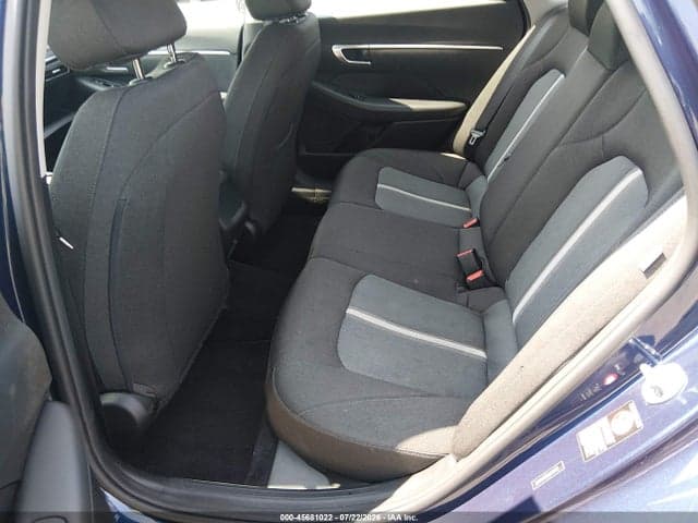 2021 HYUNDAI SONATA SE 8
