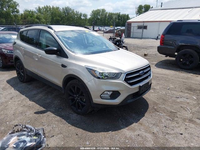 2017 FORD ESCAPE SE 1