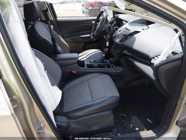 2017 FORD ESCAPE SE 5
