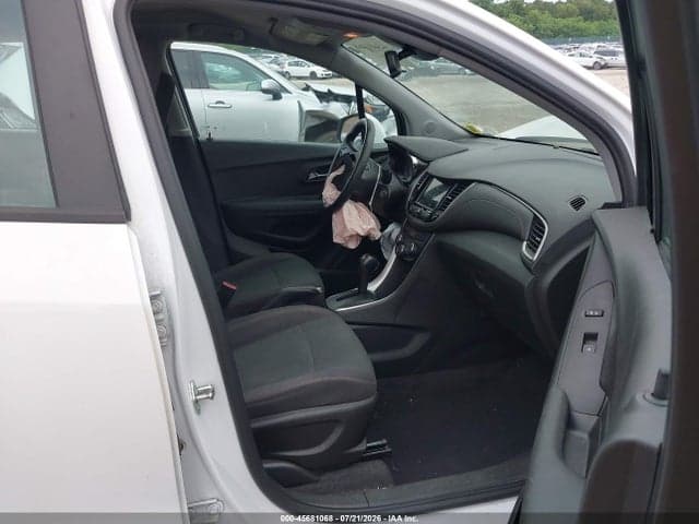 2019 CHEVROLET TRAX LS 5