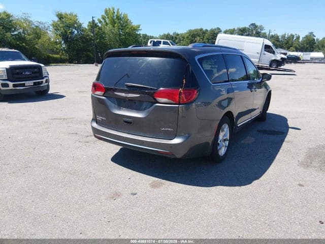 2020 CHRYSLER PACIFICA LIMITED 4