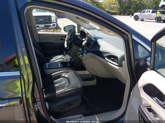 2020 CHRYSLER PACIFICA LIMITED 5