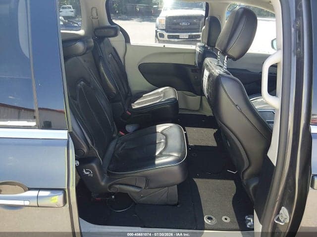 2020 CHRYSLER PACIFICA LIMITED 8