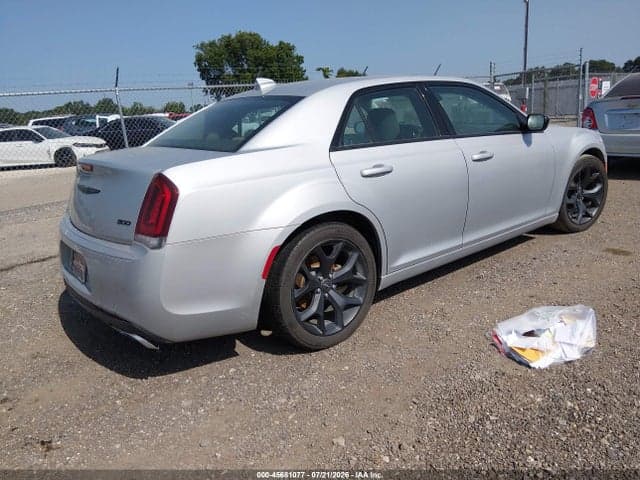 2020 CHRYSLER 300 TOURING 4