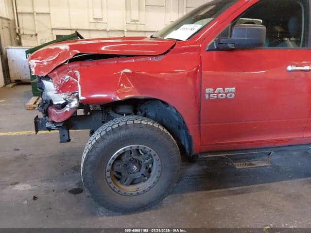 2018 RAM 1500 SLT 4X4 6'4 BOX 6