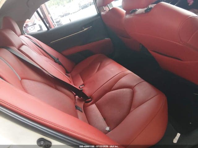2023 TOYOTA CAMRY XSE AWD 8