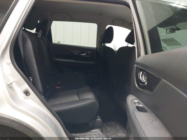 2018 NISSAN ROGUE SV 8