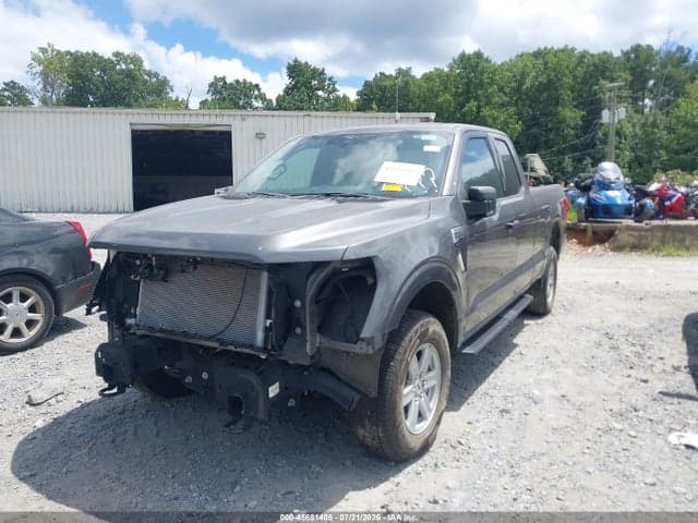 2023 FORD F-150 XLT 2