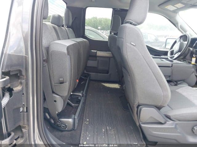 2023 FORD F-150 XLT 8