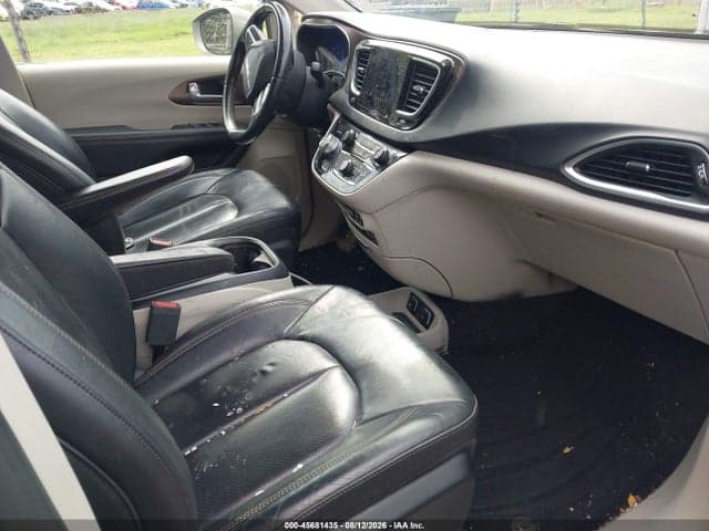 2018 CHRYSLER PACIFICA TOURING L PLUS 5