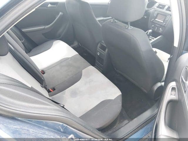 2017 VOLKSWAGEN JETTA 1.4T S 8
