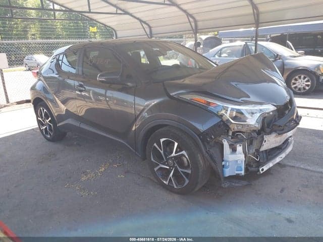 2019 TOYOTA C-HR XLE