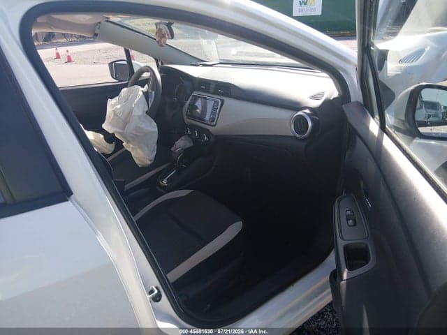 2021 NISSAN VERSA SV XTRONIC CVT 5