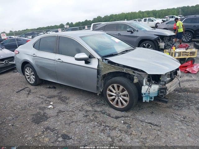 2020 TOYOTA CAMRY LE 1