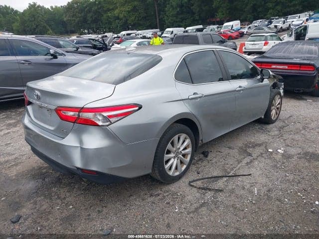 2020 TOYOTA CAMRY LE 4