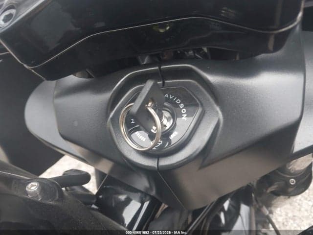 2025 HARLEY-DAVIDSON FLTRX 11