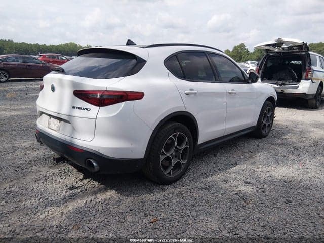 2021 ALFA ROMEO STELVIO AWD 4