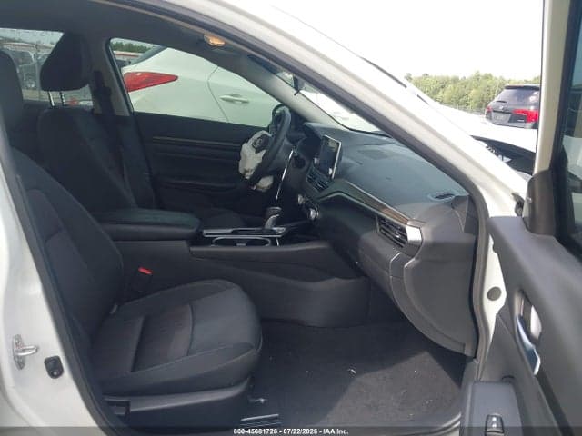 2024 NISSAN ALTIMA SV FWD 5