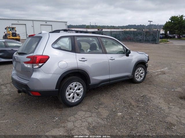 2021 SUBARU FORESTER 4