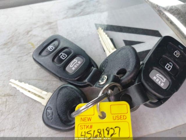 2019 HYUNDAI ELANTRA SE 11