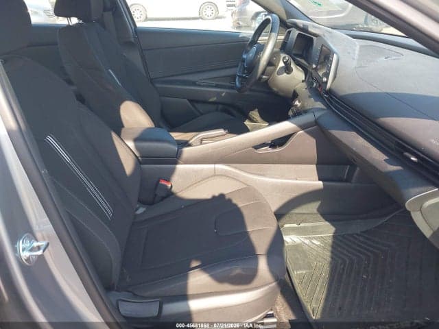 2025 HYUNDAI ELANTRA SEL SPORT 5