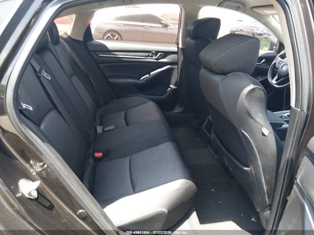 2018 HONDA ACCORD LX 8