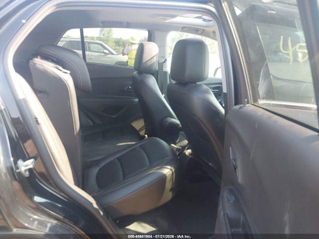 2017 CHEVROLET TRAX PREMIER 8