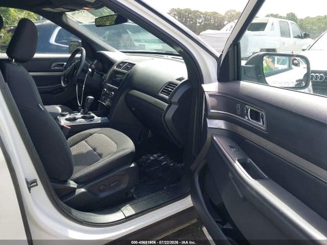 2019 FORD EXPLORER XLT 5