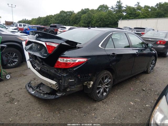 2017 TOYOTA CAMRY XSE 4