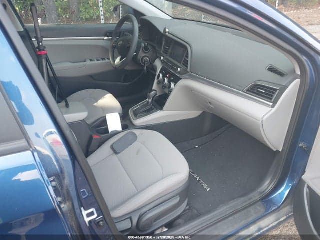 2019 HYUNDAI ELANTRA SE 5