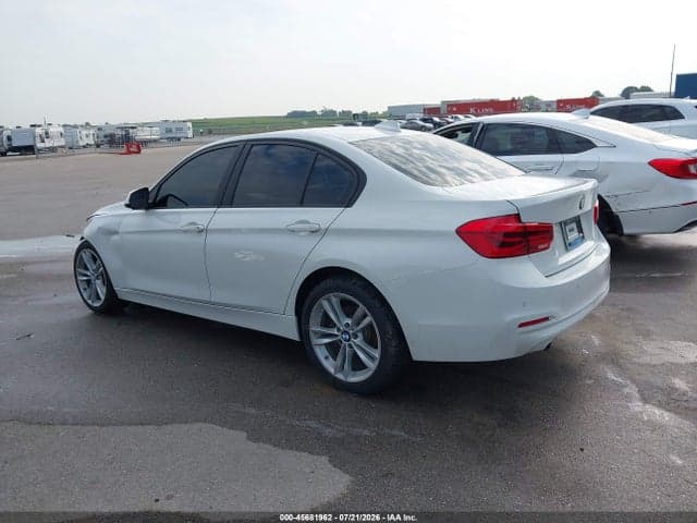 2017 BMW 320I 14