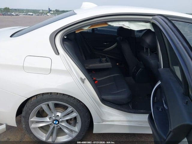 2017 BMW 320I 8