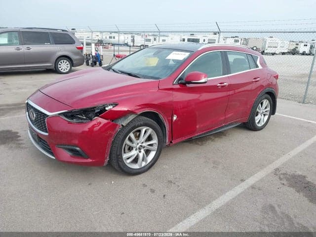 2019 INFINITI QX30 LUXE 2