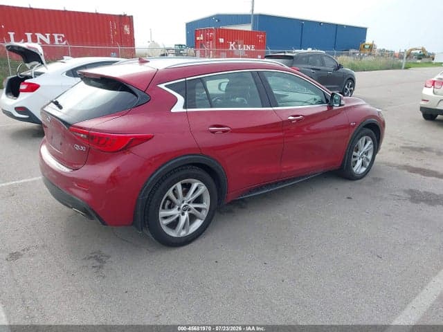 2019 INFINITI QX30 LUXE 4