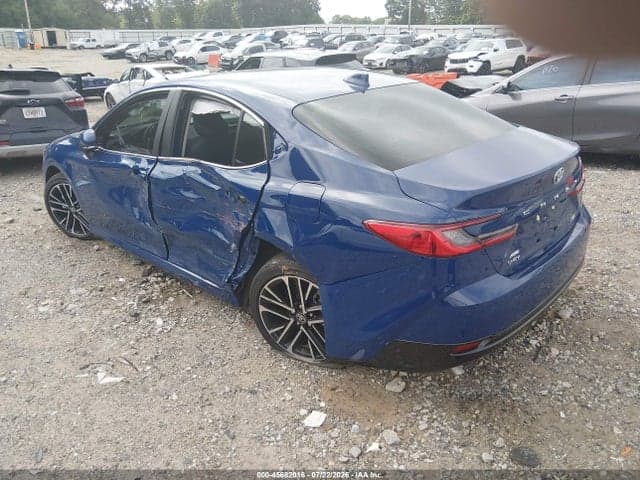 2026 TOYOTA CAMRY XLE 3