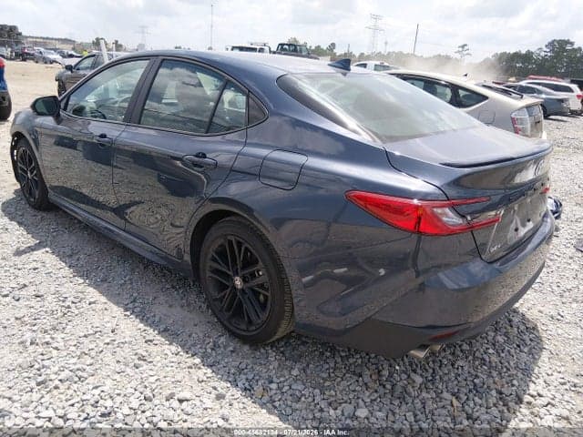2026 TOYOTA CAMRY SE 3