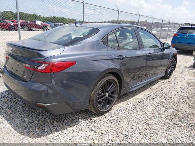 2026 TOYOTA CAMRY SE 4