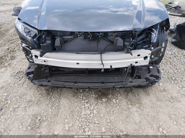 2026 TOYOTA CAMRY SE 6