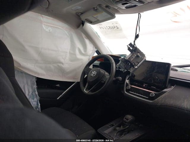 2026 TOYOTA COROLLA CROSS LE 5