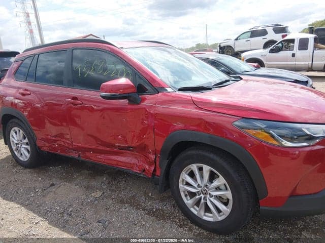 2024 TOYOTA COROLLA CROSS LE 6