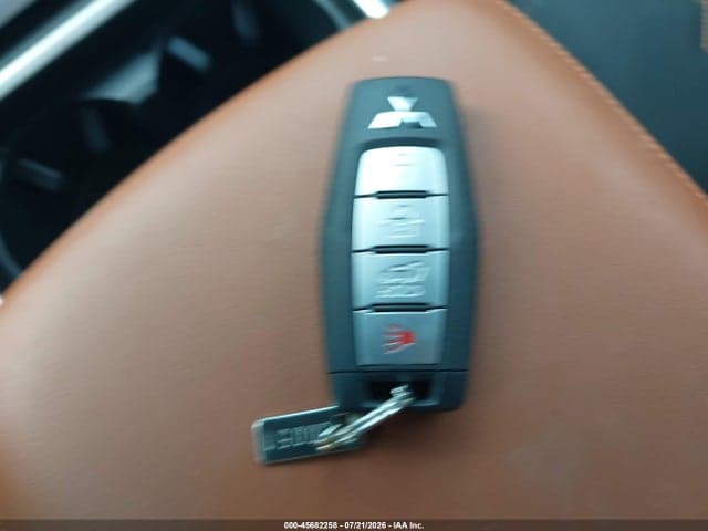 2022 MITSUBISHI OUTLANDER SEL 2.5 S-AWC/SEL LAUNCH EDITION S-AWC/SEL SPECIAL EDITION S-AWC 11