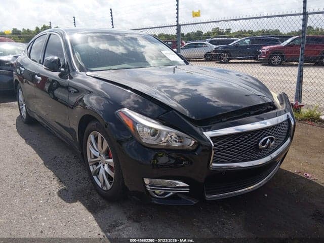 2017 INFINITI Q70 3.7 - 1