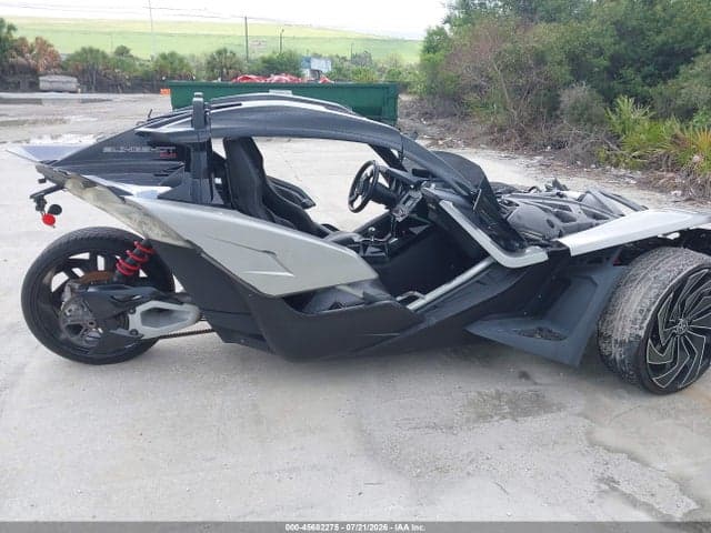 2017 POLARIS SLINGSHOT SLR 4