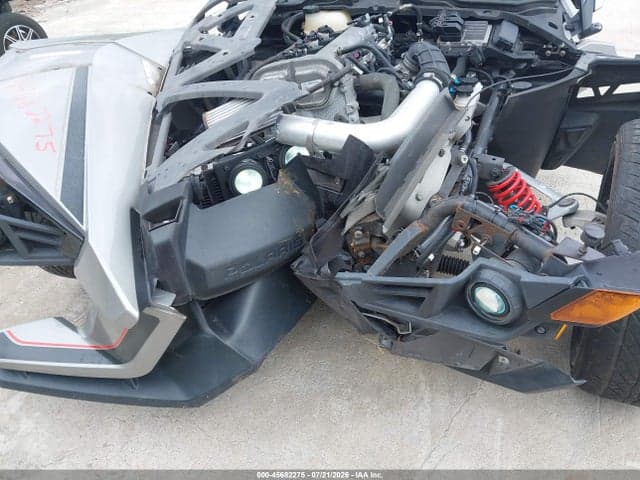 2017 POLARIS SLINGSHOT SLR 6