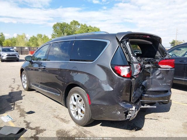 2018 CHRYSLER PACIFICA LIMITED 14